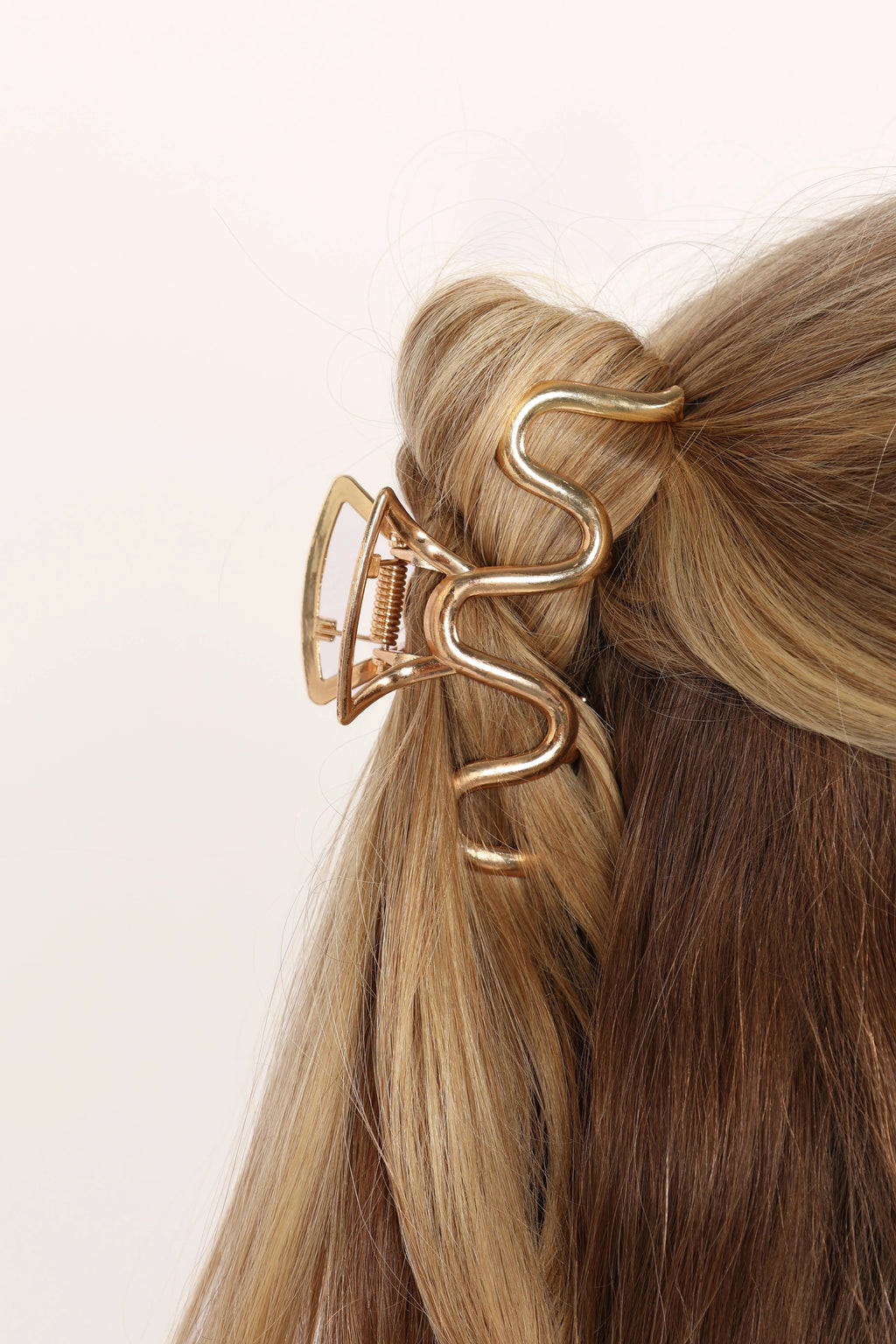 Gold Abstract Claw Hair Clip
