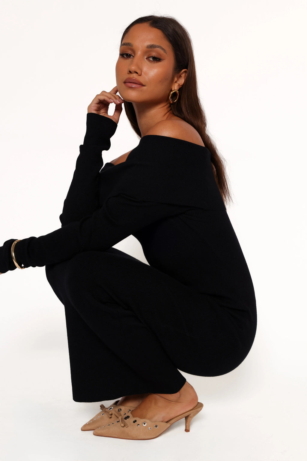 Off-Shoulder Ribbed Midi Dress