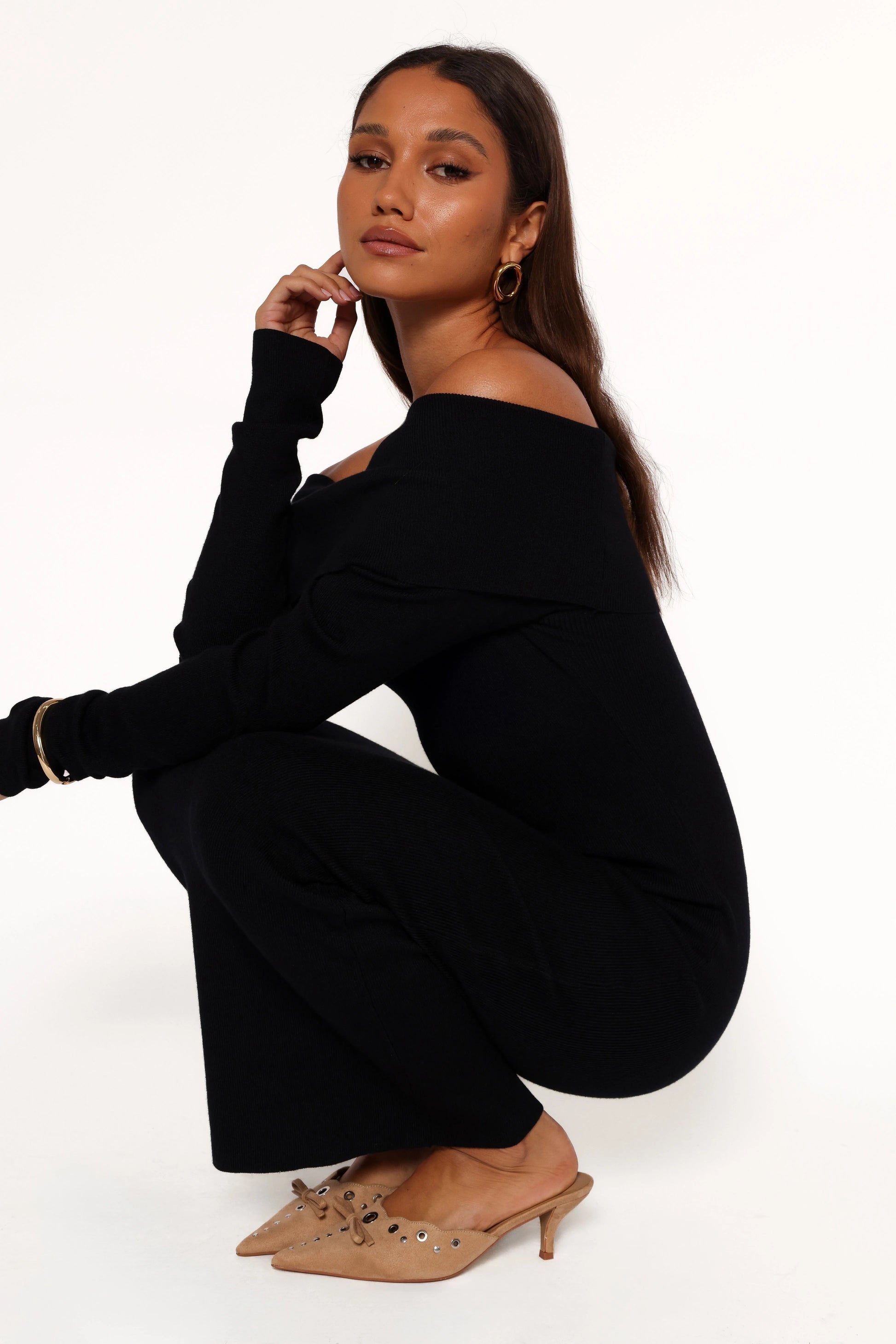 Off-Shoulder Ribbed Midi Dress